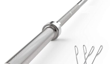 Olympic Barbell Bar 7-Foot Weight Bar, Rated 700 lbs for Weight Capacity, Men’s Solid Iron Weighted Workout Barbell Weight Straight Weightlifting Technique Bar for Home Fitness Exercise Equipment